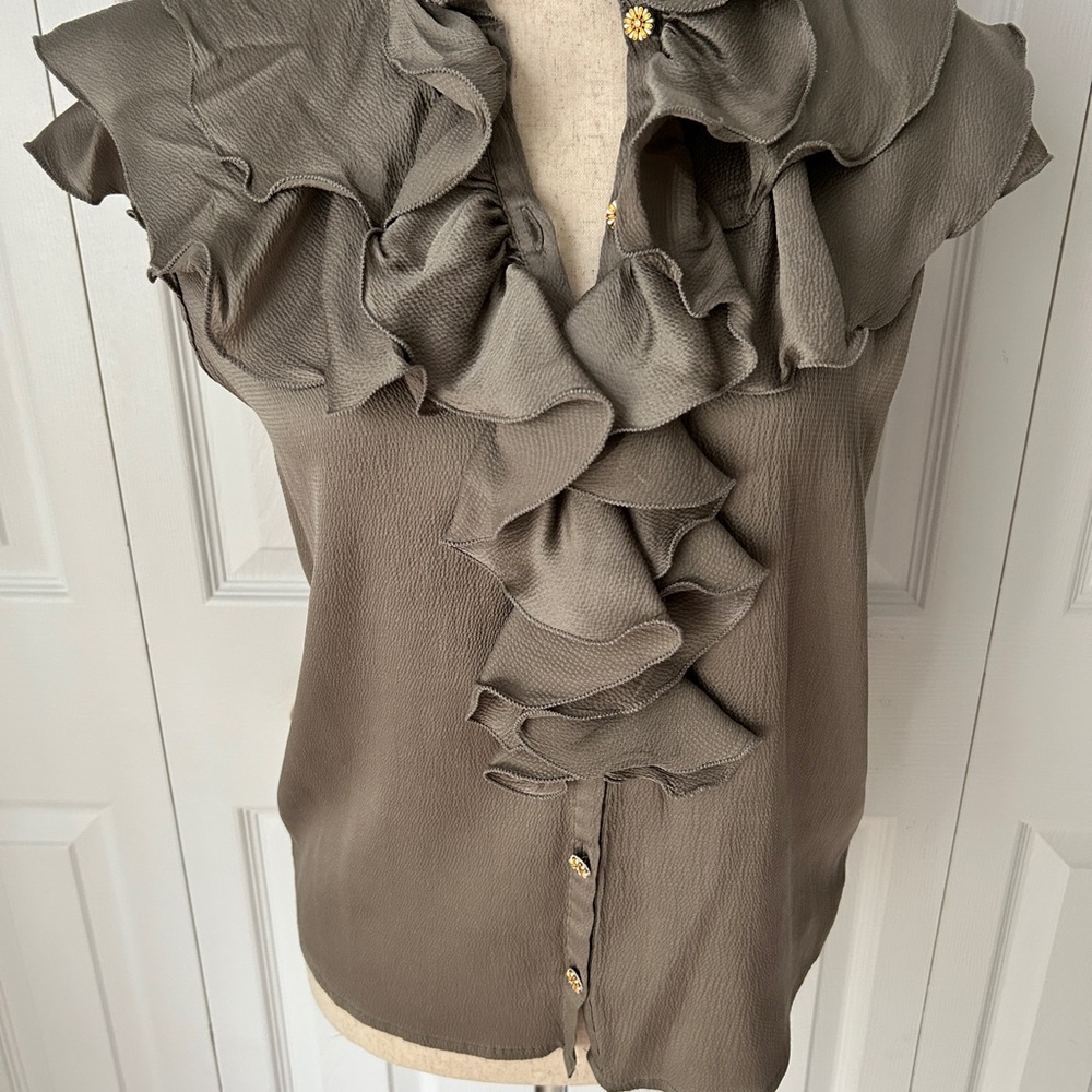 Ruffled Women's Top in Taupe